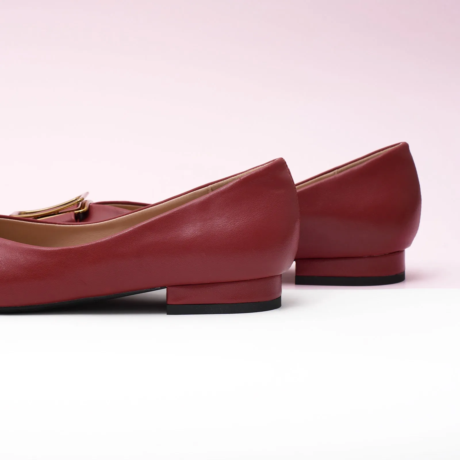 Hot Geometric Buckle Pointed Toe Flats Red